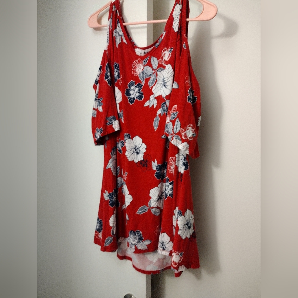 Plus size cold shoulder top